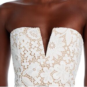NEW Generation Love Floral Lace Strapless bustier top
